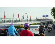 Giao thông thông thoáng sau khánh thành cầu vượt Tân Sơn Nhất